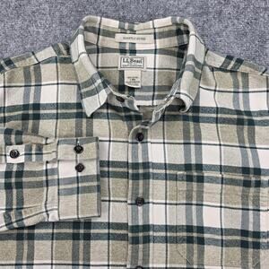LL Bean Shirt Mens Large Green Beige Plaid Slightly Fitted Button Up Heavy Work
